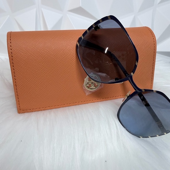 Tory Burch Blue Gradient Square Sunglasses with Gold Accents 💙 - Picture 8 of 10